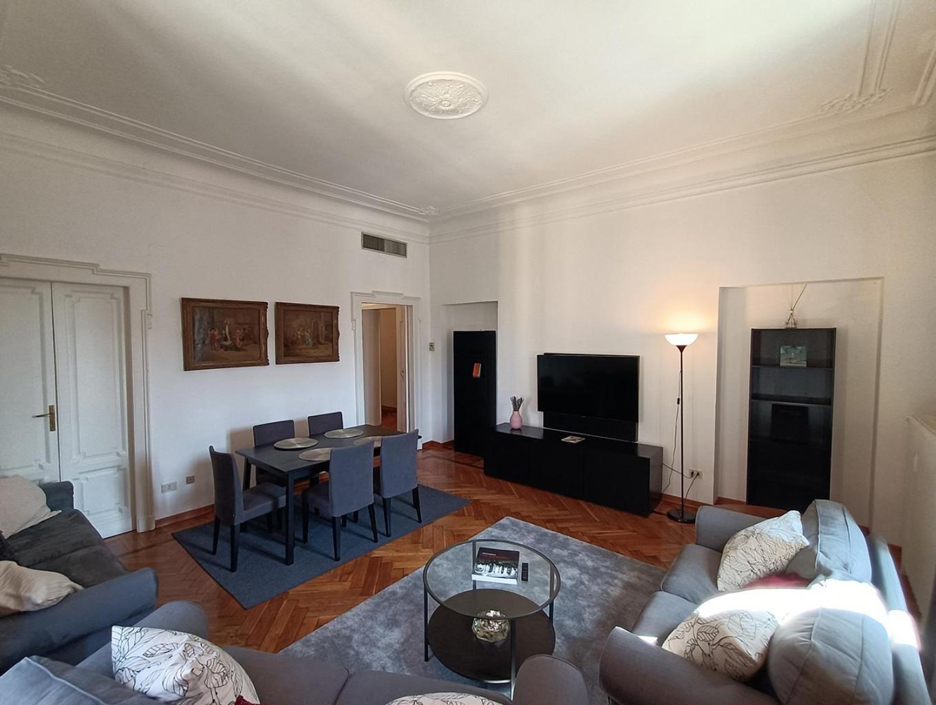 Apartamento Sahi - Residenza Bianca Di Savoia Milán Exterior foto